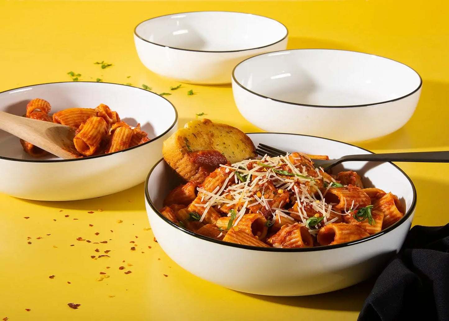 16-Piece Porcelain Dinnerware Set for 4